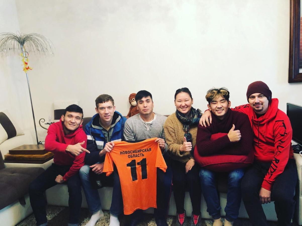 Sweet Home Hostel Bishkek Esterno foto