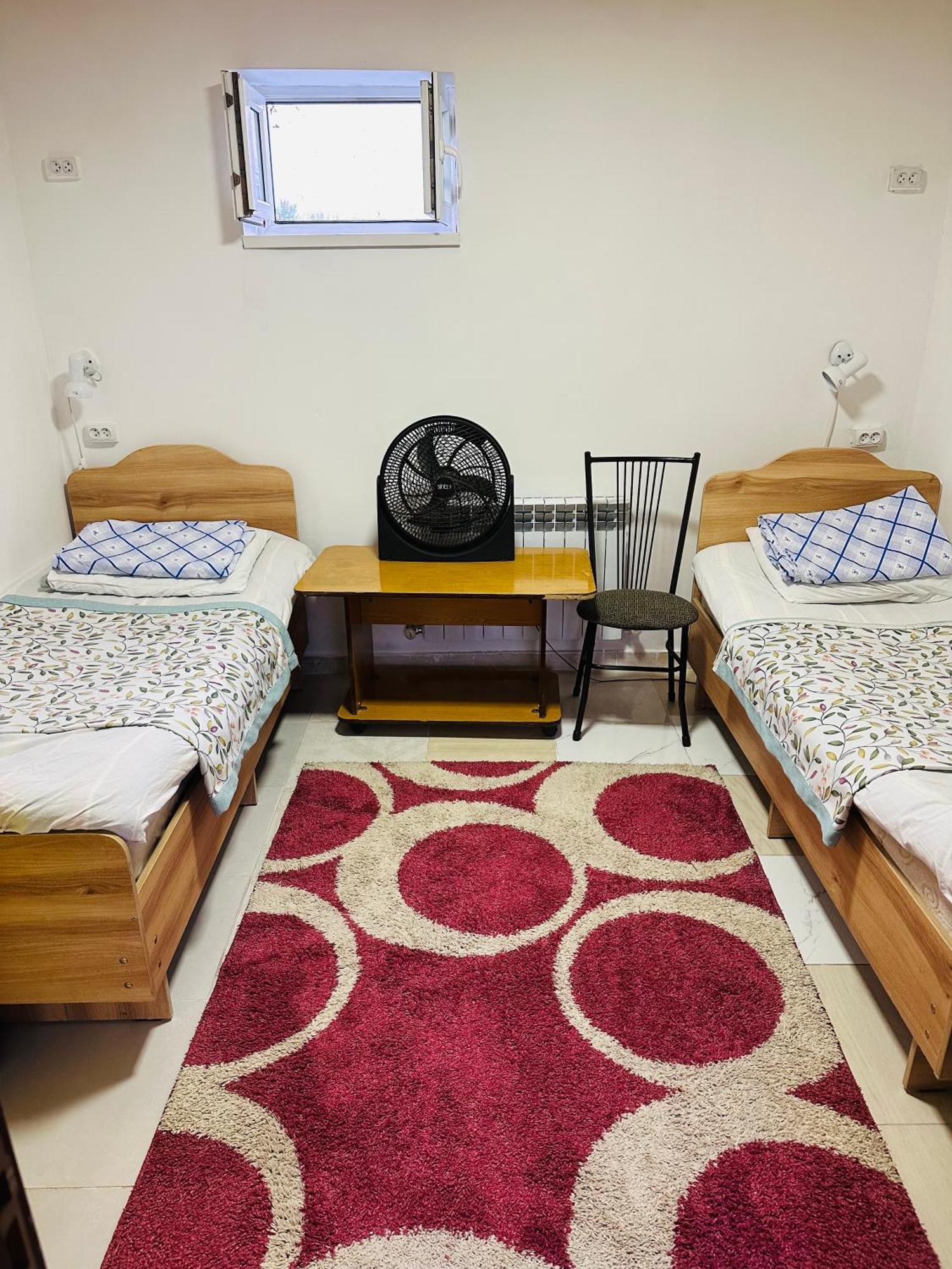 Sweet Home Hostel Bishkek Esterno foto
