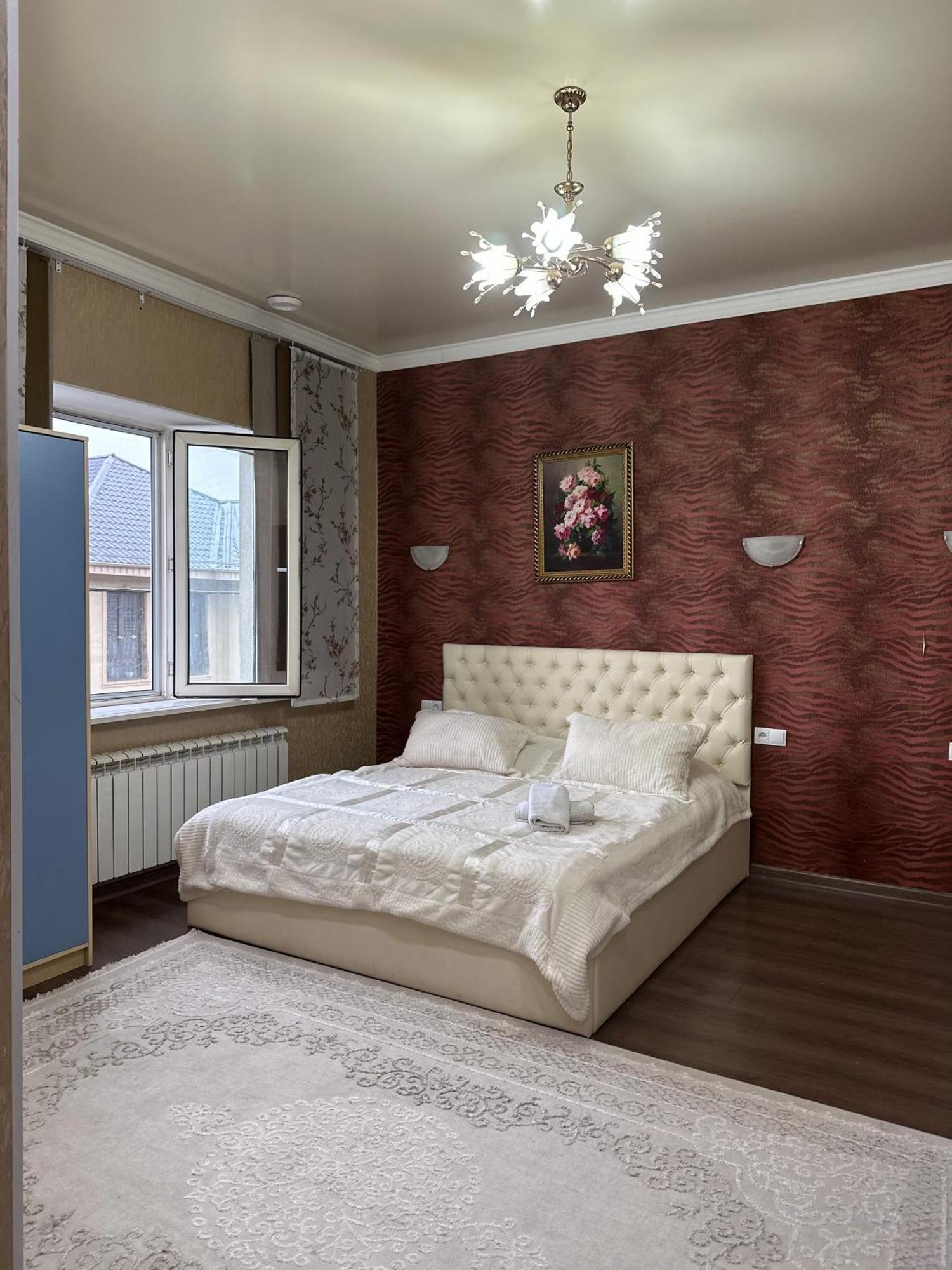 Sweet Home Hostel Bishkek Esterno foto