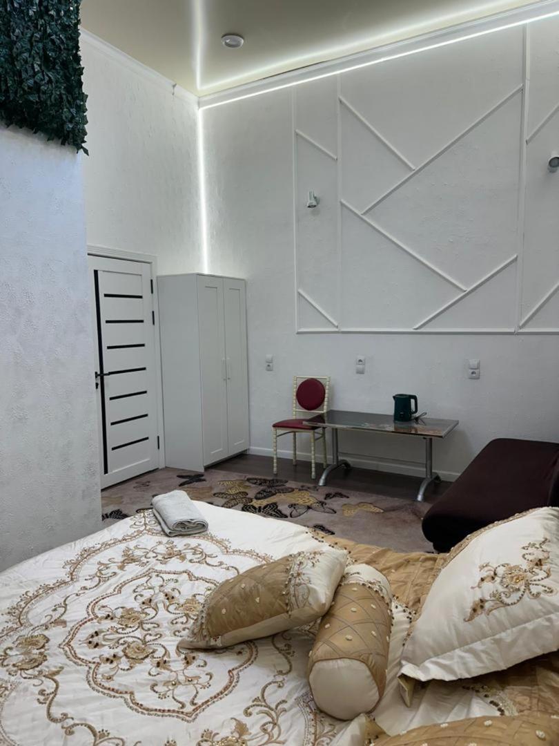 Sweet Home Hostel Bishkek Esterno foto